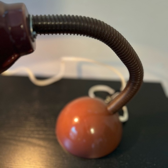 Vintage Bear Head Desk Lamp – Ceramic Animal Light with Flexible Neck, 17” Long - Picture 5 of 10